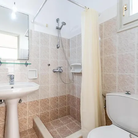 Farma Hotell Agia Anna (Naxos)