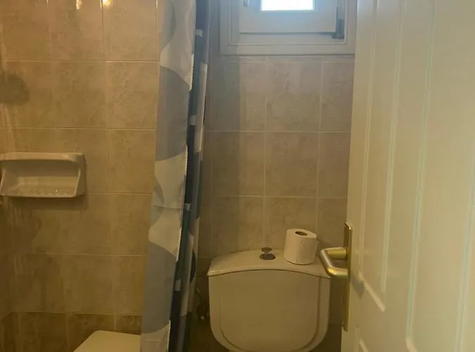 Farma Otel Agia Anna (Naxos)