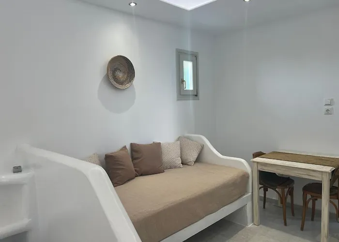 Farma Otel Agia Anna (Naxos)