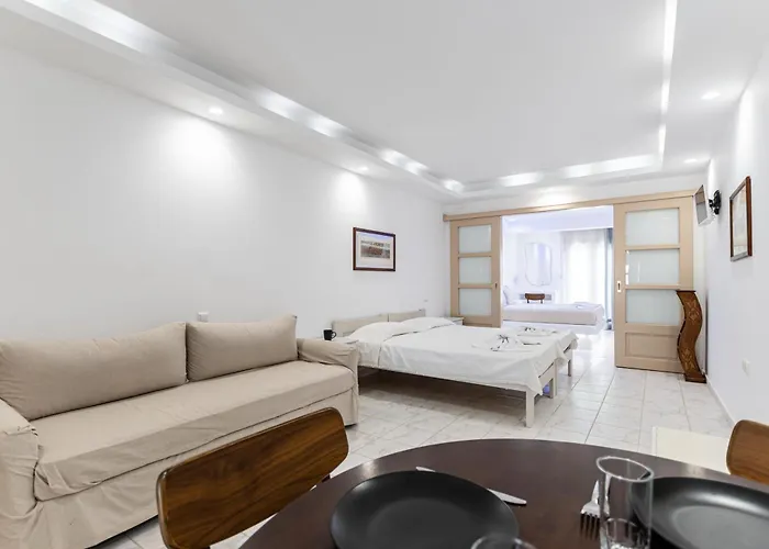 Otel Farma Agia Anna (Naxos)